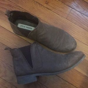 Steve Madden Brown Booties